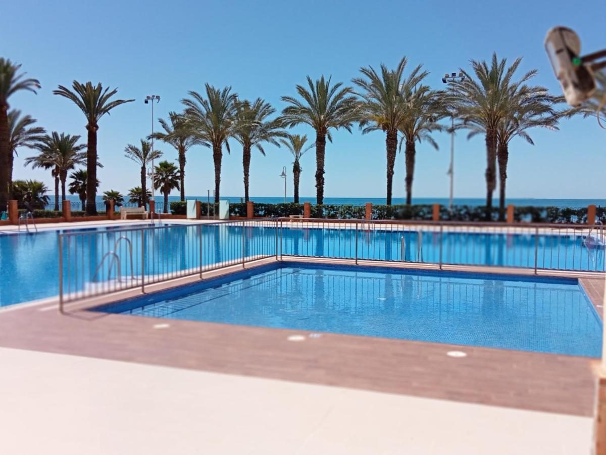 - With Sea View In A1 Apartament